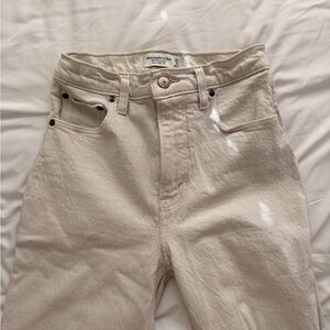 Abercrombie & Fitch Beige High-Rise Jeans